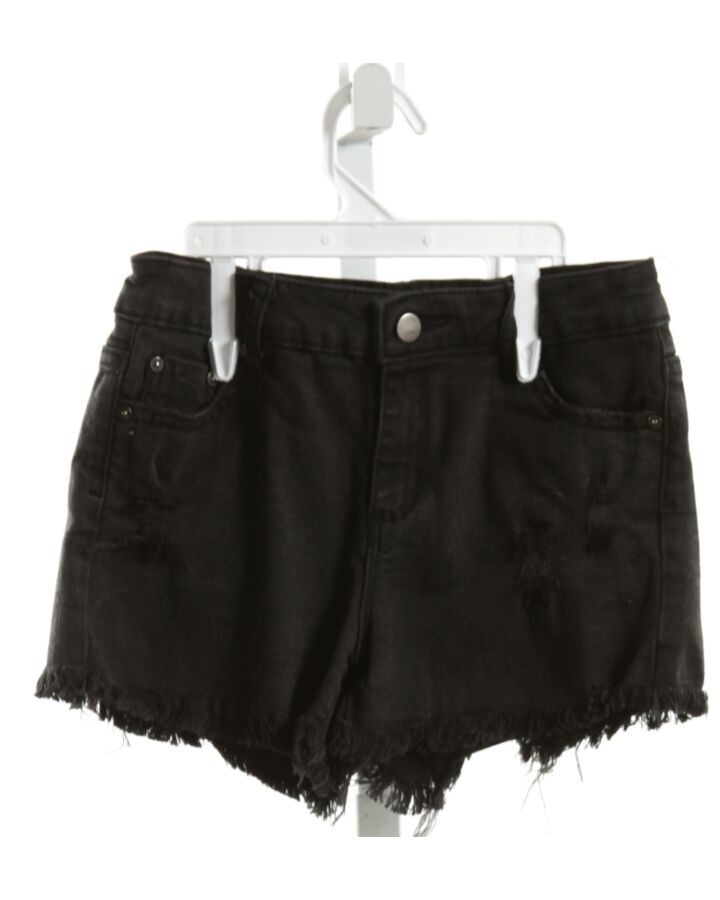 TRACTR  BLACK    SHORTS