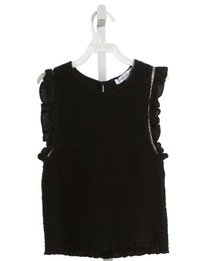 OLIVACEOUS  BLACK   SMOCKED SLEEVELESS SHIRT