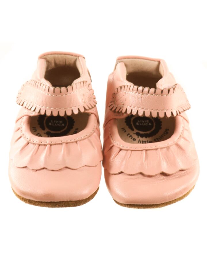 LIVIE & LUCA PINK MARY JANES *SIZE 0-6 MONTHS *THIS ITEM IS GENTLY USED WITH MINOR SIGNS OF WEAR (MINOR CREASING) *EUC SIZE INFANT 0