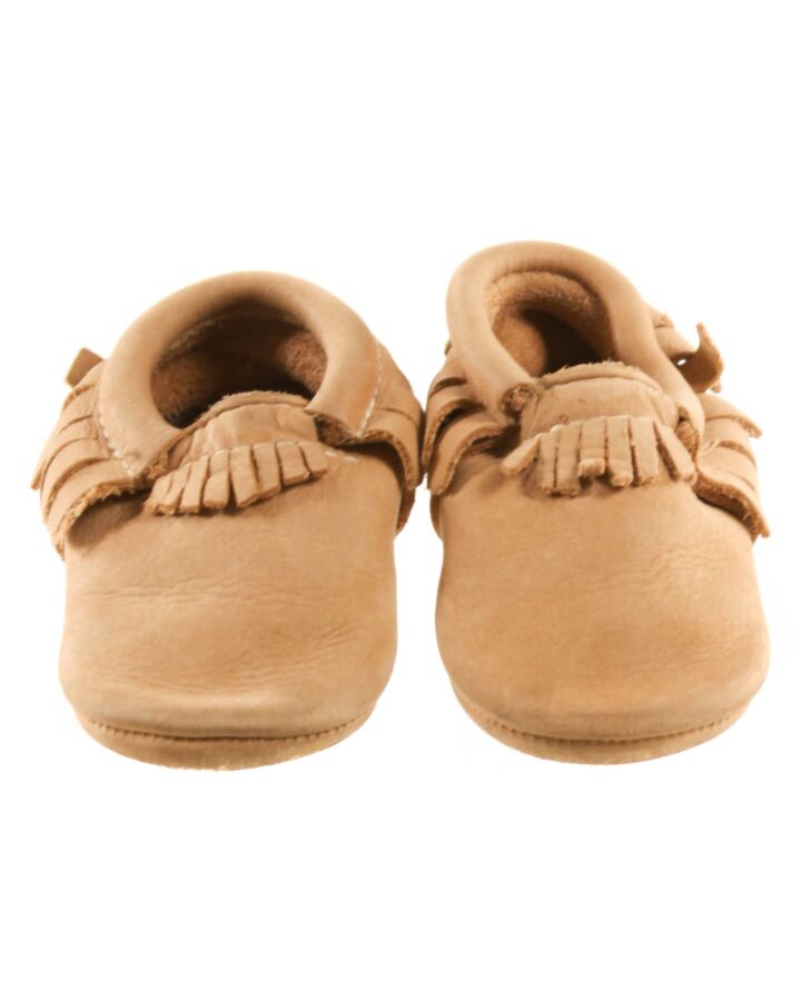 FRESHLY PICKED BROWN MOCCASINS *NO SIZE TAG BUT RUNS LIKE A SIZE TODDLER 5 *EUC SIZE TODDLER 5