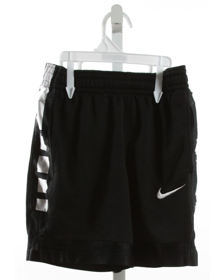 NIKE  BLACK    SHORTS