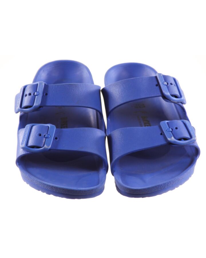 BIRKENSTOCK BLUE SANDALS *SIZE 33 EQUIVALENT TO 2-2.5 *EUC SIZE CHILD 2