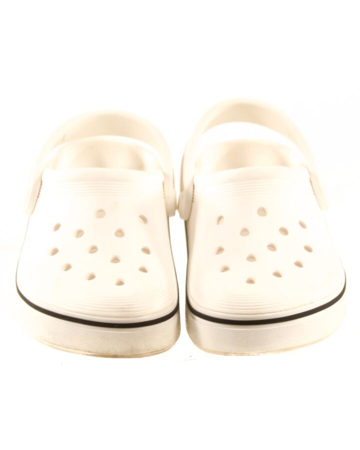 CROCS WHITE SHOES  *EUC SIZE CHILD 1