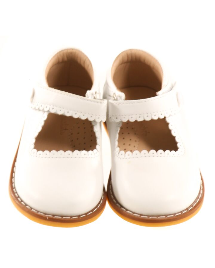 ELEPHANTITO WHITE MARY JANES  *NWT SIZE TODDLER 6