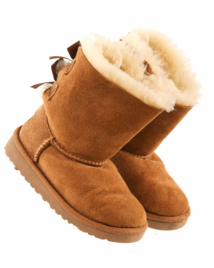 UGG BROWN BOOTS  *GUC SIZE TODDLER 9