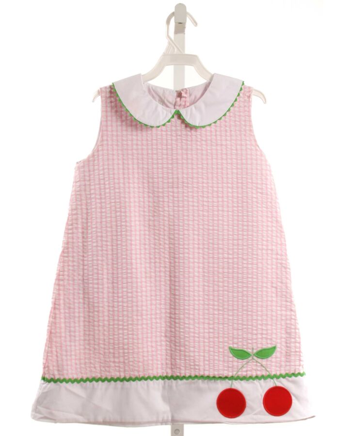 LITTLE THREADS  PINK SEERSUCKER GINGHAM APPLIQUED DRESS