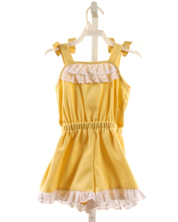 LITTLE ENGLISH  YELLOW    ROMPER WITH EYELET TRIM