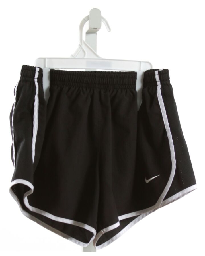 NIKE  BLACK    SHORTS