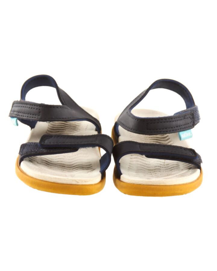 NATIVE BLUE SANDALS *NO SIZE TAG BUT RUNS LIKE A SIZE TODDLER 5.5-6 *EUC SIZE TODDLER 5.5