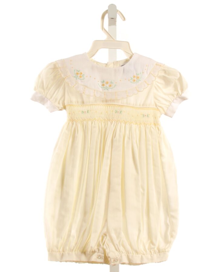 CARRIAGE BOUTIQUE  PALE YELLOW   SMOCKED ROMPER