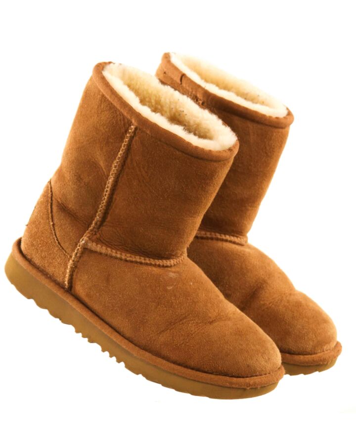 UGG BROWN BOOTS  *GUC SIZE CHILD 2