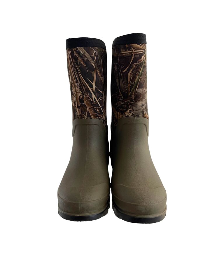 MAGELLAN GREEN BOOTS  *EUC SIZE CHILD 4