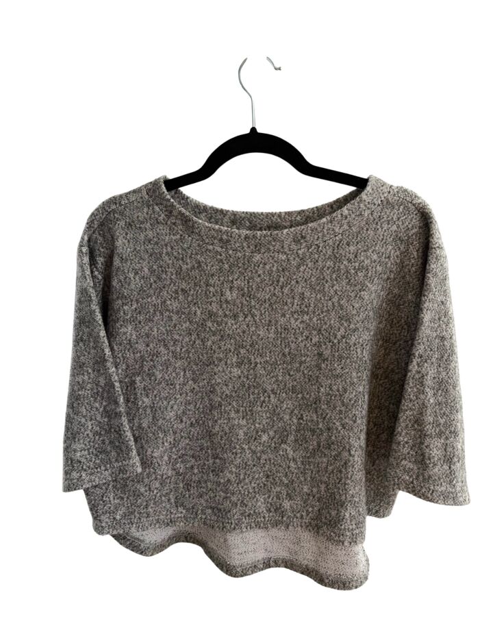 MIA JOY  GRAY    KNIT SS SHIRT