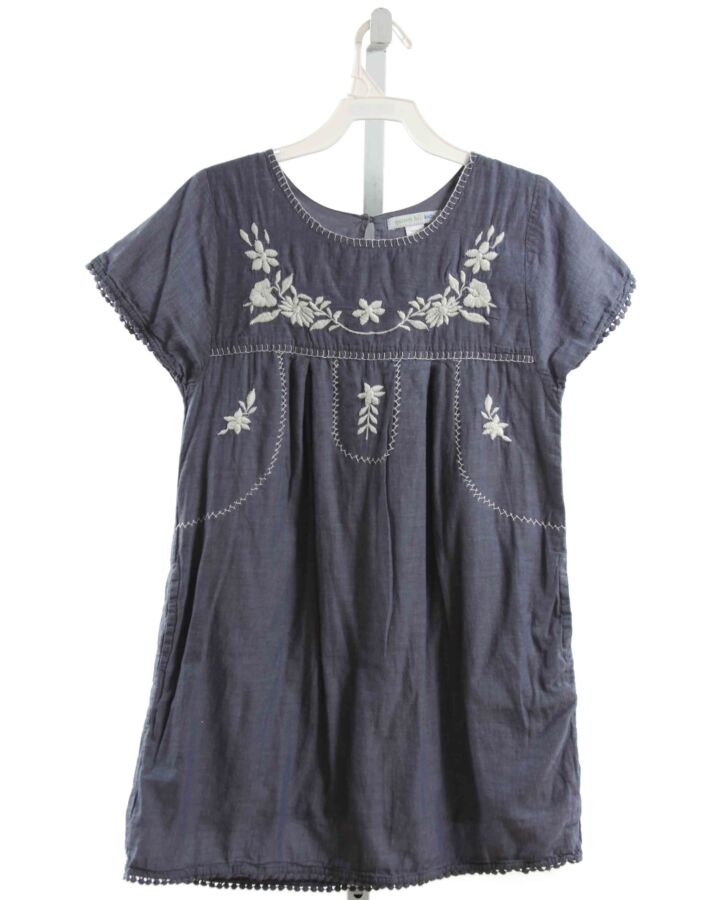 GARNET HILL  CHAMBRAY  FLORAL EMBROIDERED DRESS