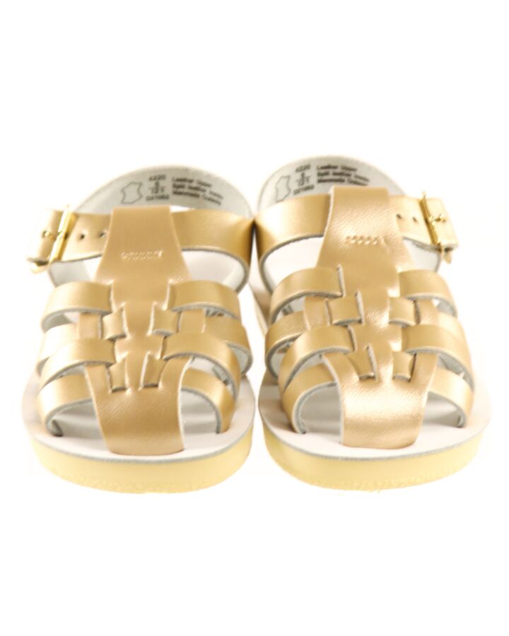 SUN SANS/ SALTWATER SANDALS GOLD SANDALS *NEW WITHOUT TAG *NWT SIZE TODDLER 6