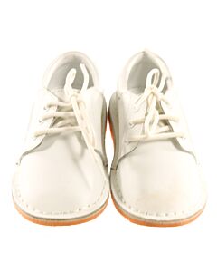 L'AMOUR WHITE SHOES  *EUC SIZE TODDLER 7