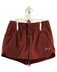 REI  MAROON    SHORTS
