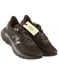 NEW BALANCE BLACK SNEAKERS  *NWT SIZE CHILD 2