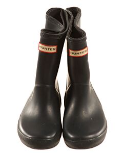 HUNTER BLACK BOOTS *THIS ITEM IS GENTLY USED WITH MINOR SIGNS OF WEAR (LOOSE INNER LINING) *GUC SIZE TODDLER 9