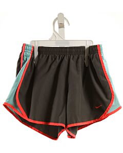 NIKE  GRAY    SHORTS
