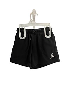 NIKE  BLACK    SHORTS