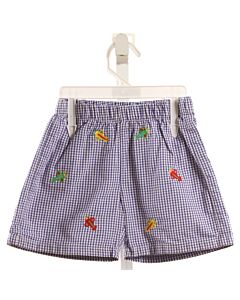 LITTLE ENGLISH  BLUE SEERSUCKER GINGHAM EMBROIDERED SHORTS