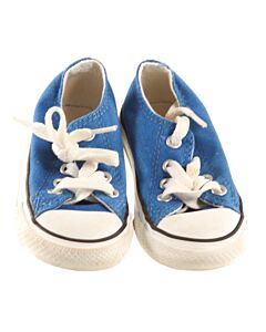 CONVERSE BLUE SHOES *THIS ITEM IS GENTLY USED WITH MINOR SIGNS OF WEAR (MINOR SCUFFING) *EUC SIZE TODDLER 5