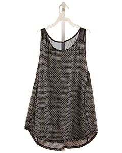 LULULEMON  BLACK KNIT   SLEEVELESS SHIRT