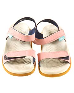 NATIVE PINK SANDALS *THIS ITEM IS GENTLY USED WITH MINOR SIGNS OF WEAR (MINOR STAINING GOOD PLAY WEAR) *GUC SIZE TODDLER 8