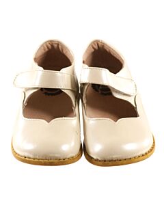 LIVIE & LUCA WHITE MARY JANES *THIS ITEM IS GENTLY USED WITH MINOR SIGNS OF WEAR (MINOR SCUFFING FAINT STAINING ON SOLES) *EUC SIZE TODDLER 7