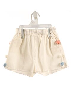 M.L. KIDS  WHITE   APPLIQUED SHORTS