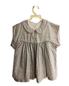 MARY & GRACE GRAY FLORAL SLEEVELESS SHIRT