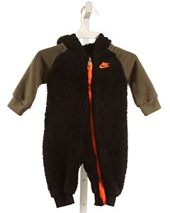 NIKE  BLACK FLEECE   LAYETTE