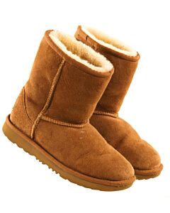 UGG BROWN BOOTS  *GUC SIZE CHILD 2