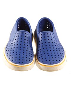 NATIVE BLUE SHOES  *EUC SIZE CHILD 1